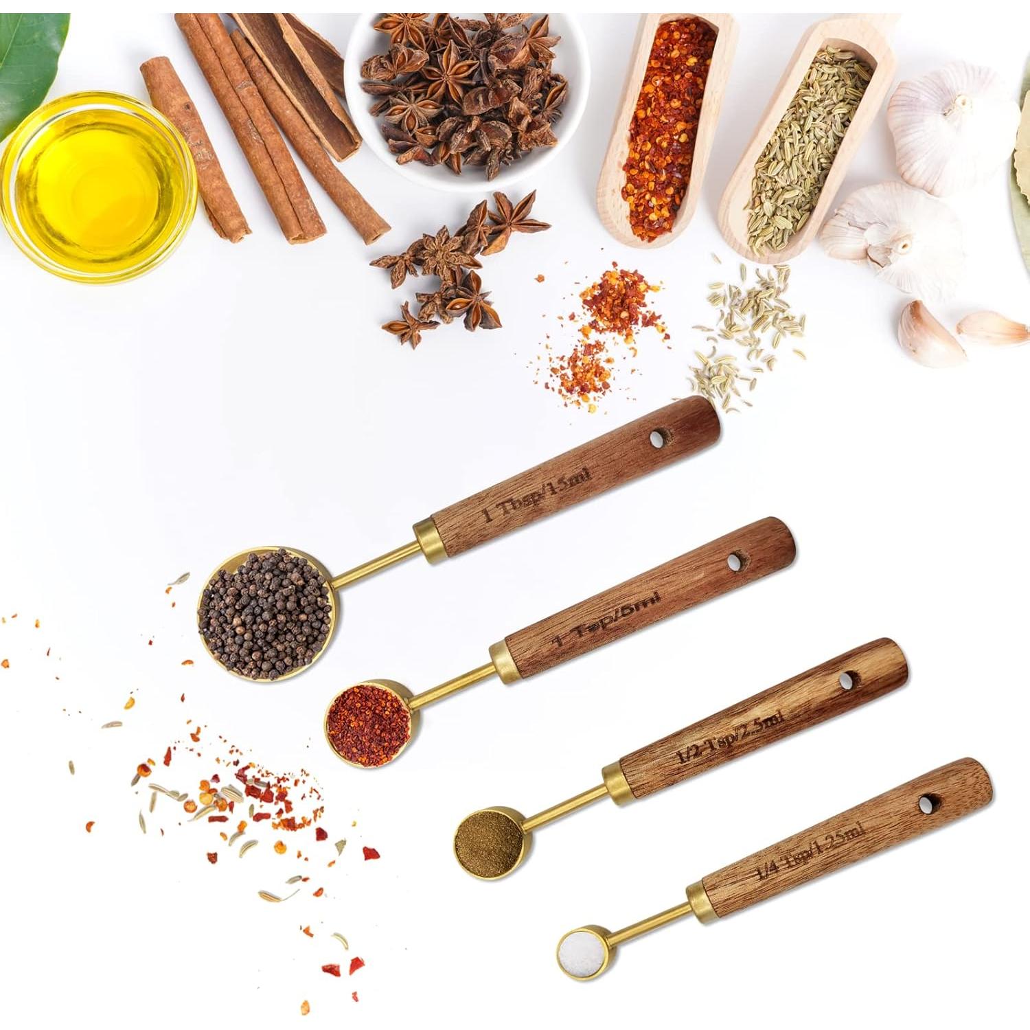 Juego de Tazas y Cucharas Medidoras Zalaxt 8 Piezas Oro