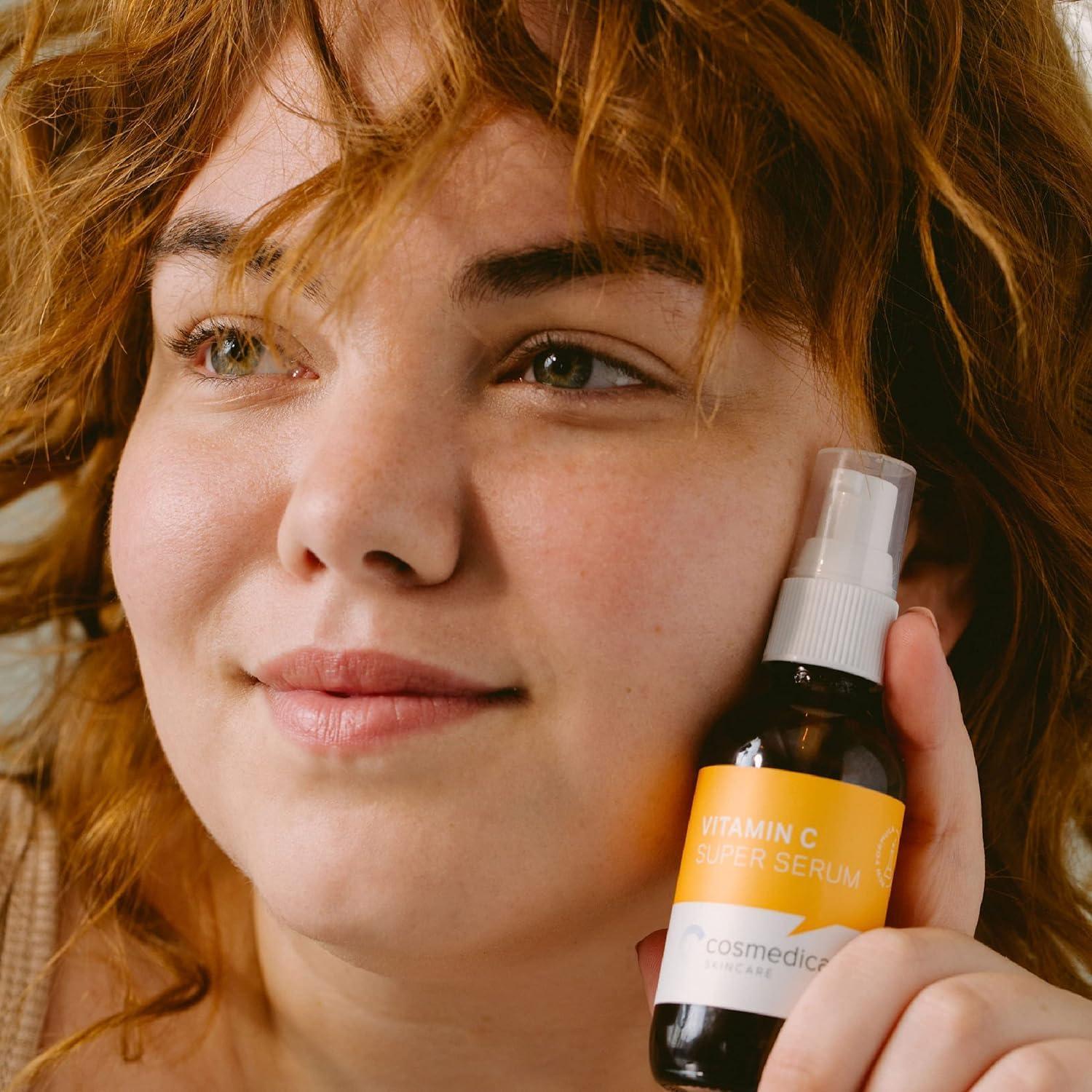 Conjunto Suero Facial Cosmedica Skincare 3x30ml Vitamina C, Retinol 2.5%, Ácido Hialurónico