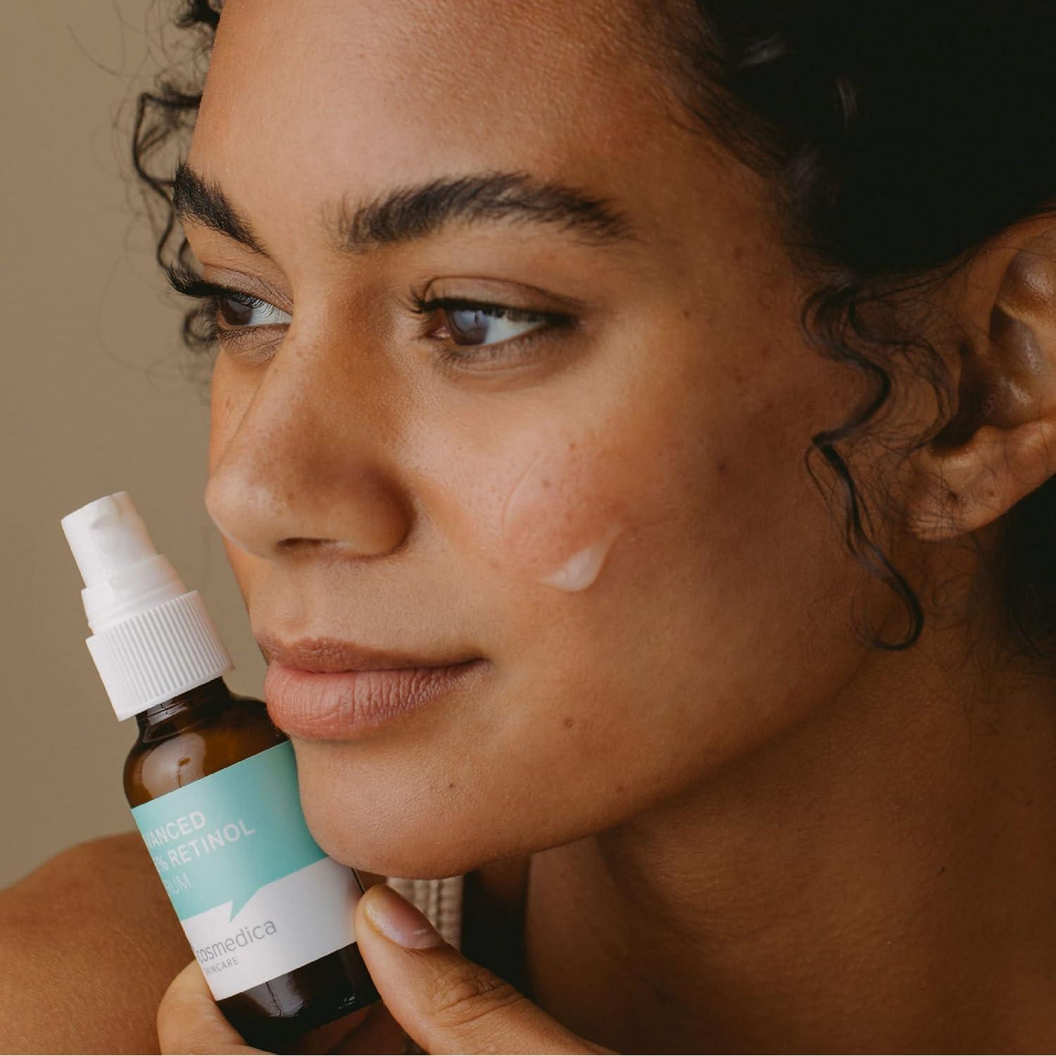 Conjunto Suero Facial Cosmedica Skincare 3x30ml Vitamina C, Retinol 2.5%, Ácido Hialurónico