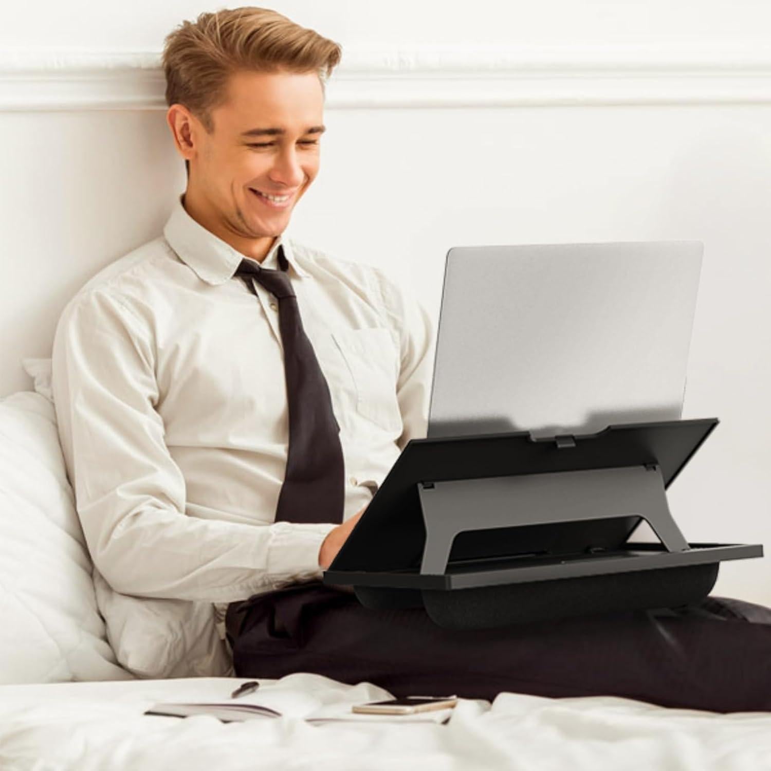 Escritorio de Regazo Ajustable FICARTS para Laptop 15.6"