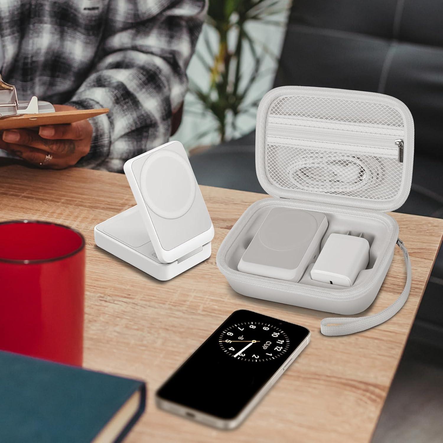 Funda de Almacenamiento Casmilee para Cargador MagSafe 3 en 1 - Blanca