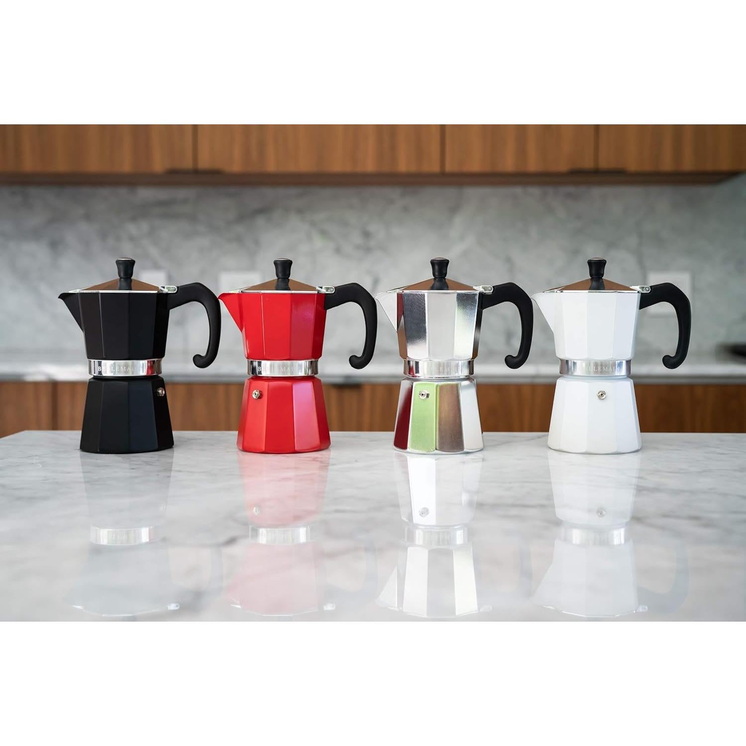 Cafetera Moka Bellemain 9 Tazas Aluminio Blanca Clásica