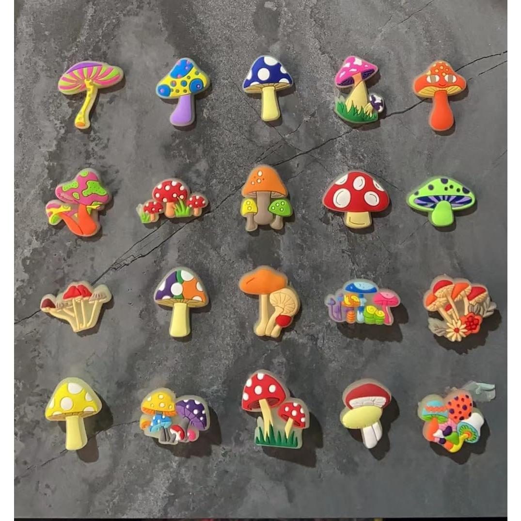 Encantos de Zapato de Hongo Fungi Fun 20pcs Luminiscentes