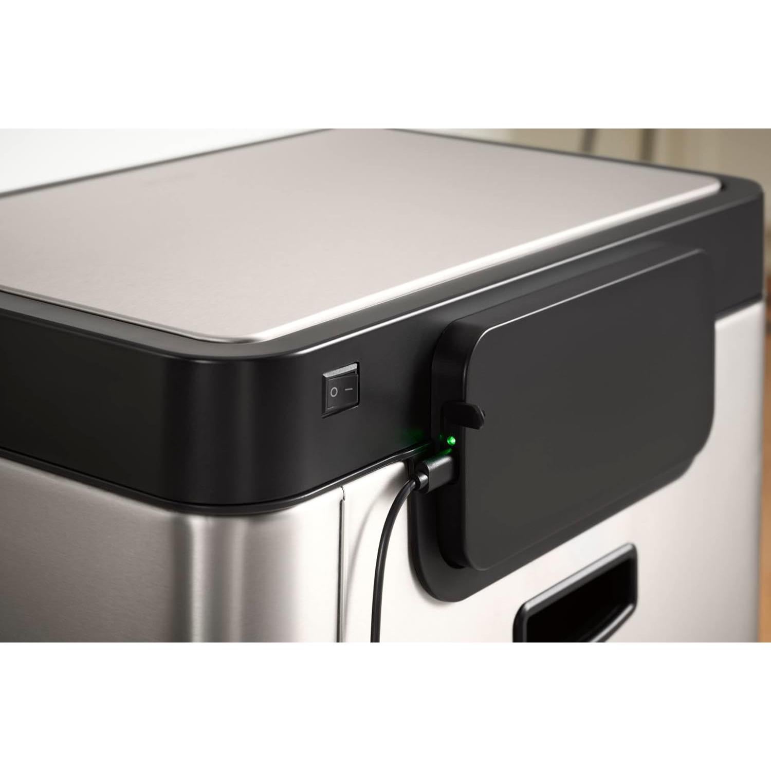 Basurero sin contacto Kohler 49L acero inoxidable negro