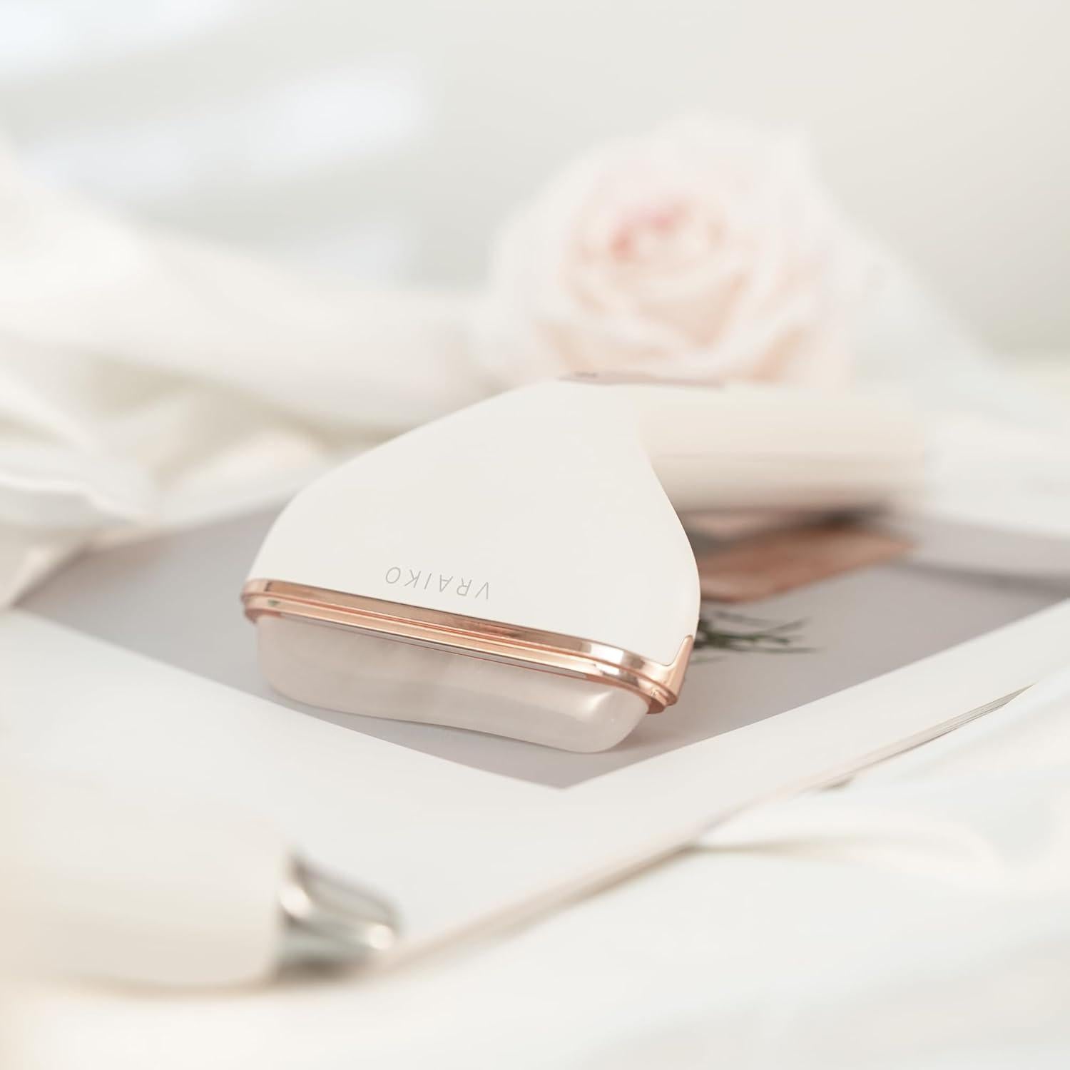 Masajeador Gua Sha Aurora-X de Jade Blanco con Calor y Vibración