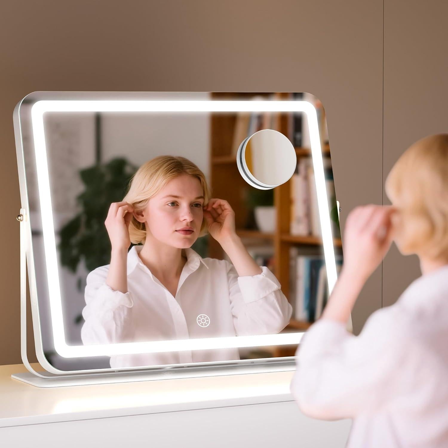 Espejo de Vanity MINISO LED 45.72x35.56cm con Aumento 10X