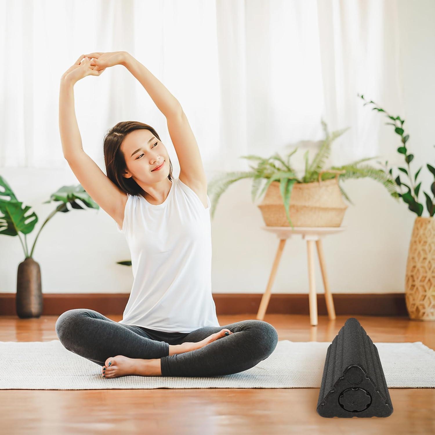 Bloque de Yoga Triangular 2 en 1 y Rodillo EPP KH866 23x12.5 cm