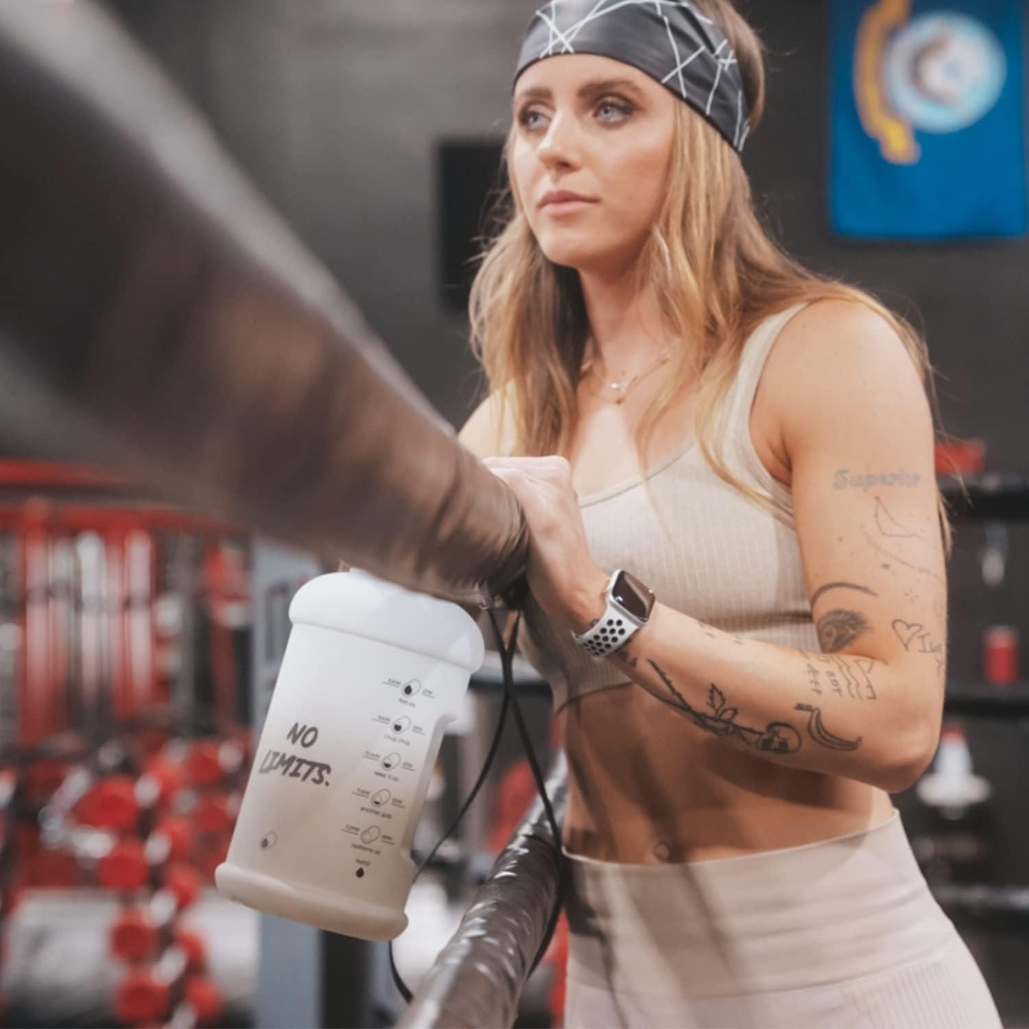 Botella de Agua H2O Capsule 1.81L Rocky Shore con Popote