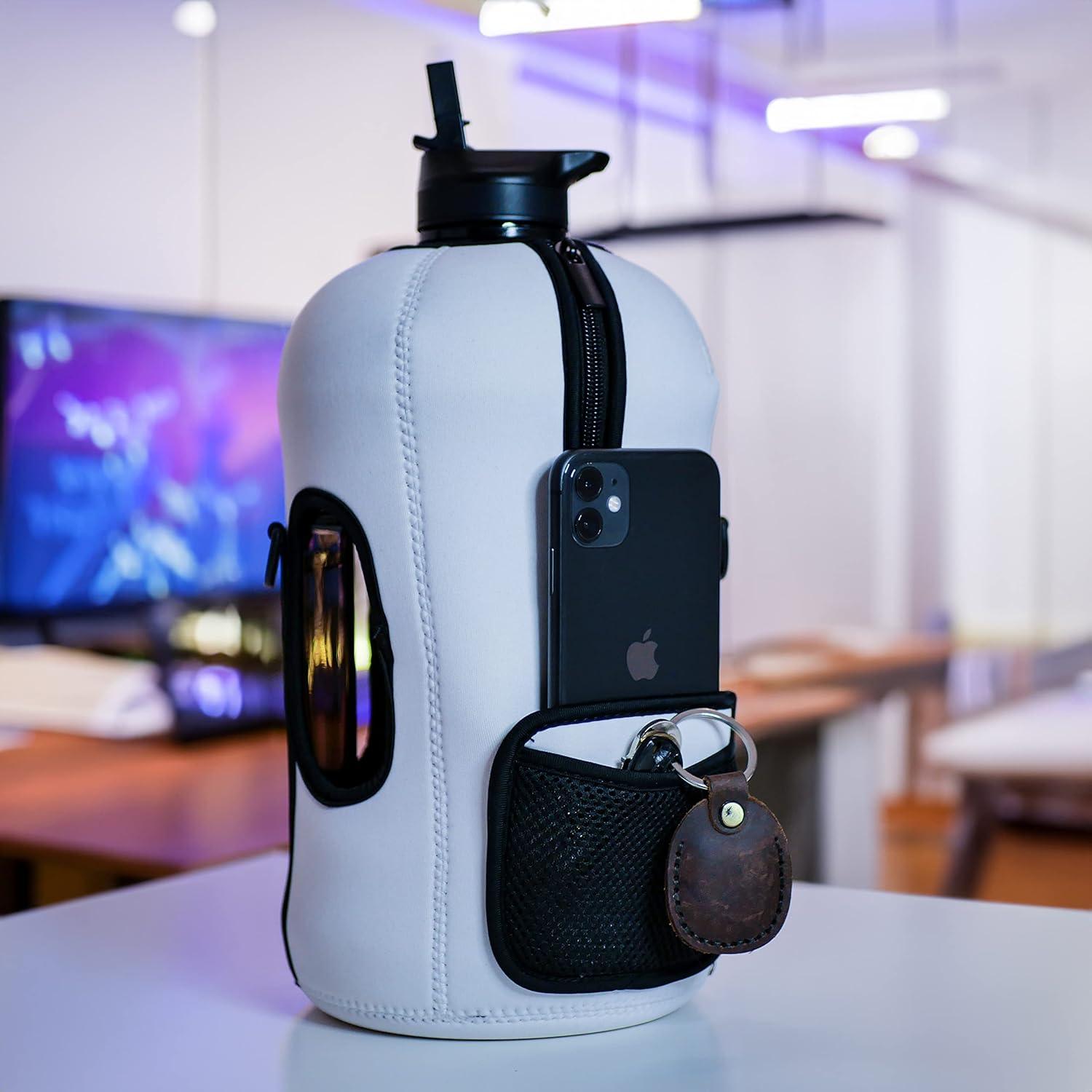 Botella de Agua Hydro Gallon 3.78L con Manga Aislante y Tapa