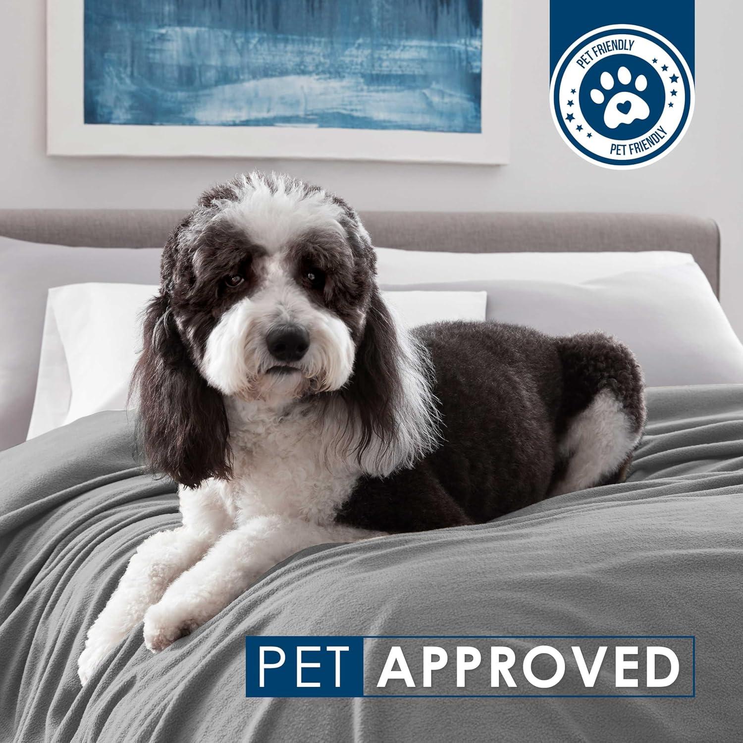 Manta de forro polar King Martex gris, suave y lavable