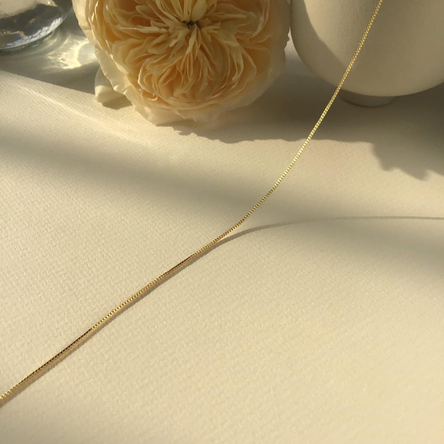 Collar Choker de Oro 18K Minimalista Cadena de Caja 40.64 cm