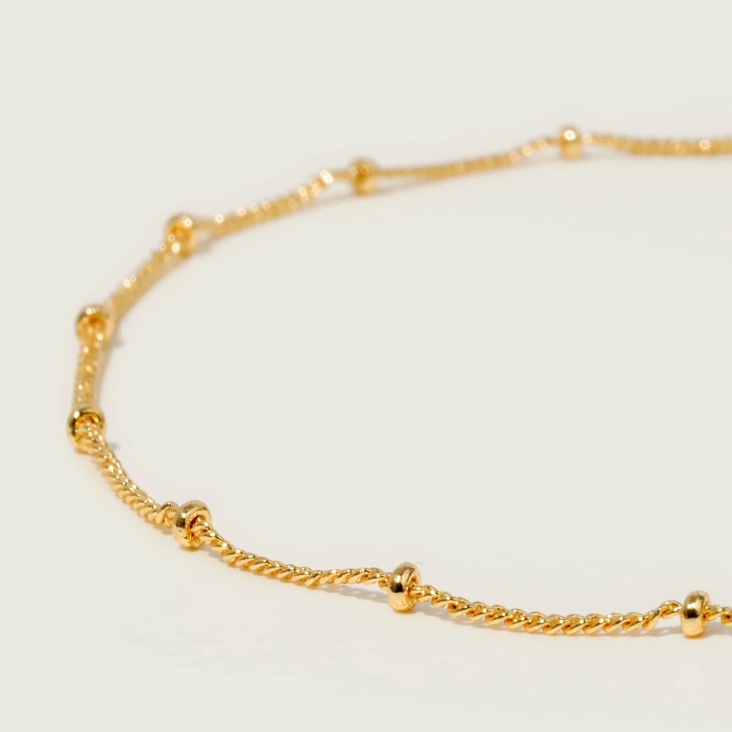 Collar Choker Dainty MEVECCO 14K Oro con Perlas 33-38 cm