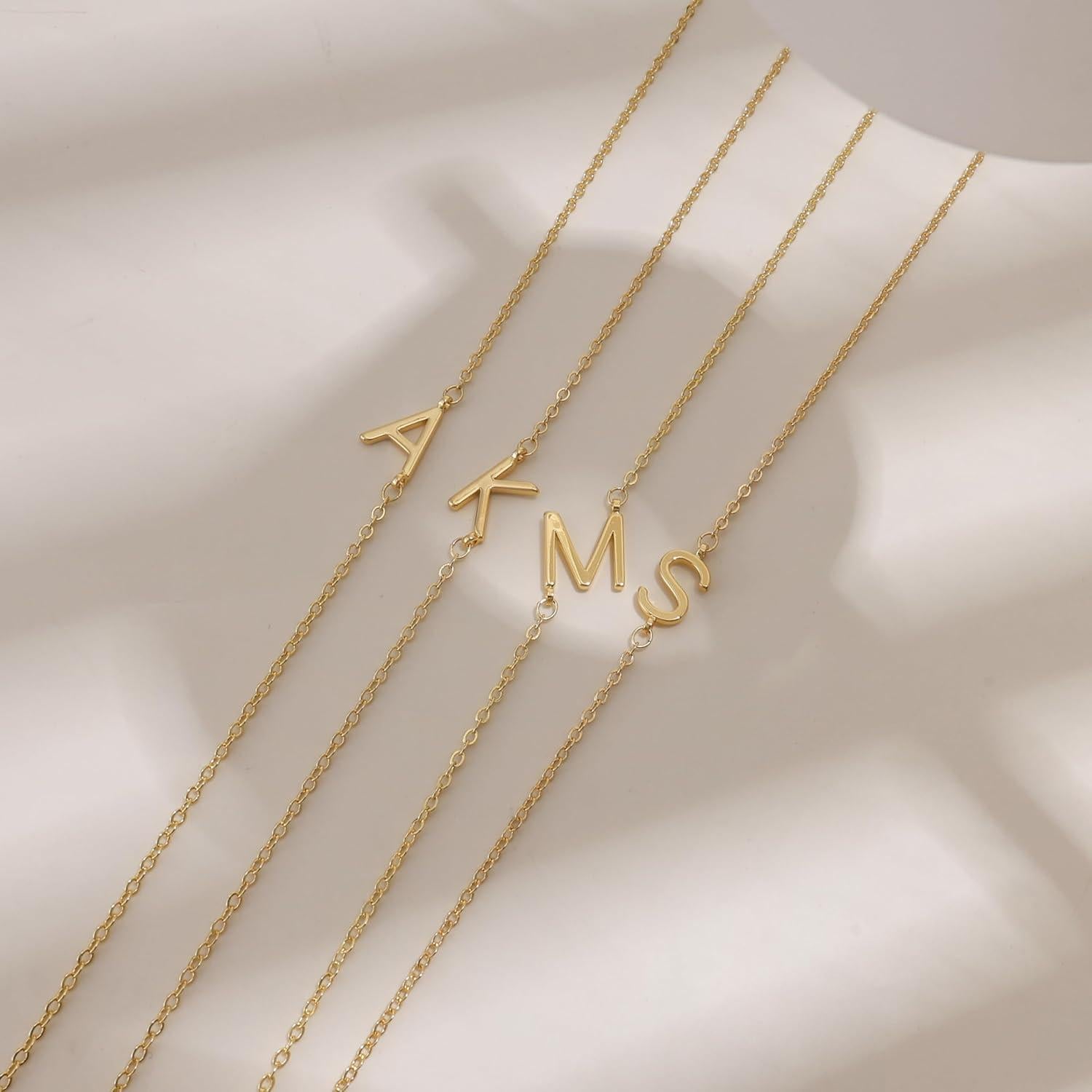 Collar Inicial Dainty de Oro 14k LuckFairy para Mujeres