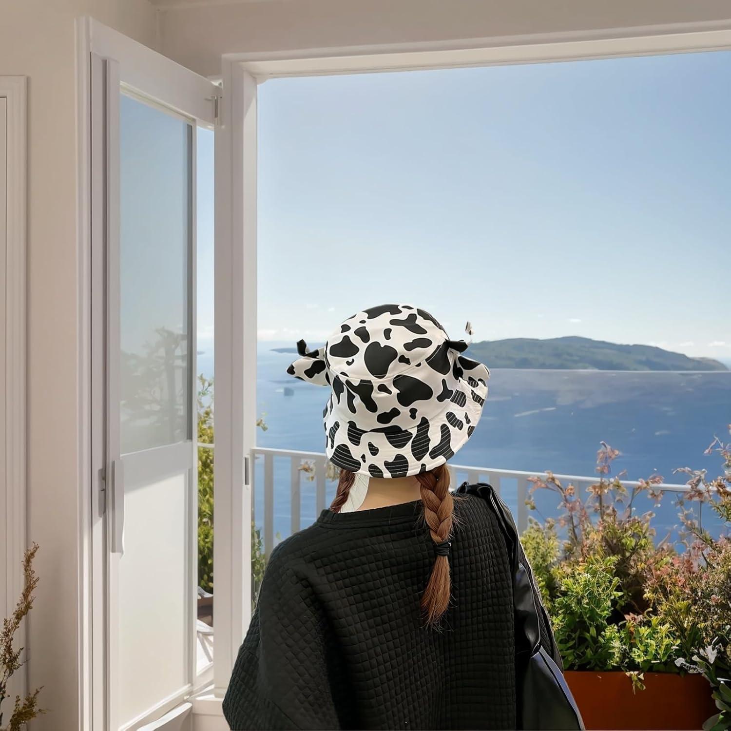 Sombrero de Cubo Estampado de Vaca con Orejas de Cuerno