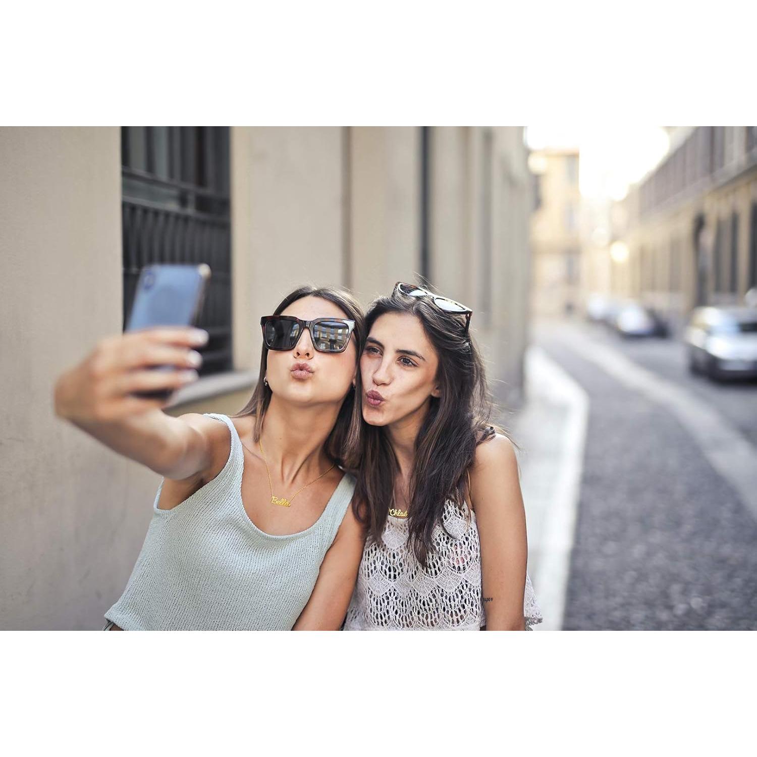 Collar Personalizado Awegift Baño de Oro 18K para Mujeres