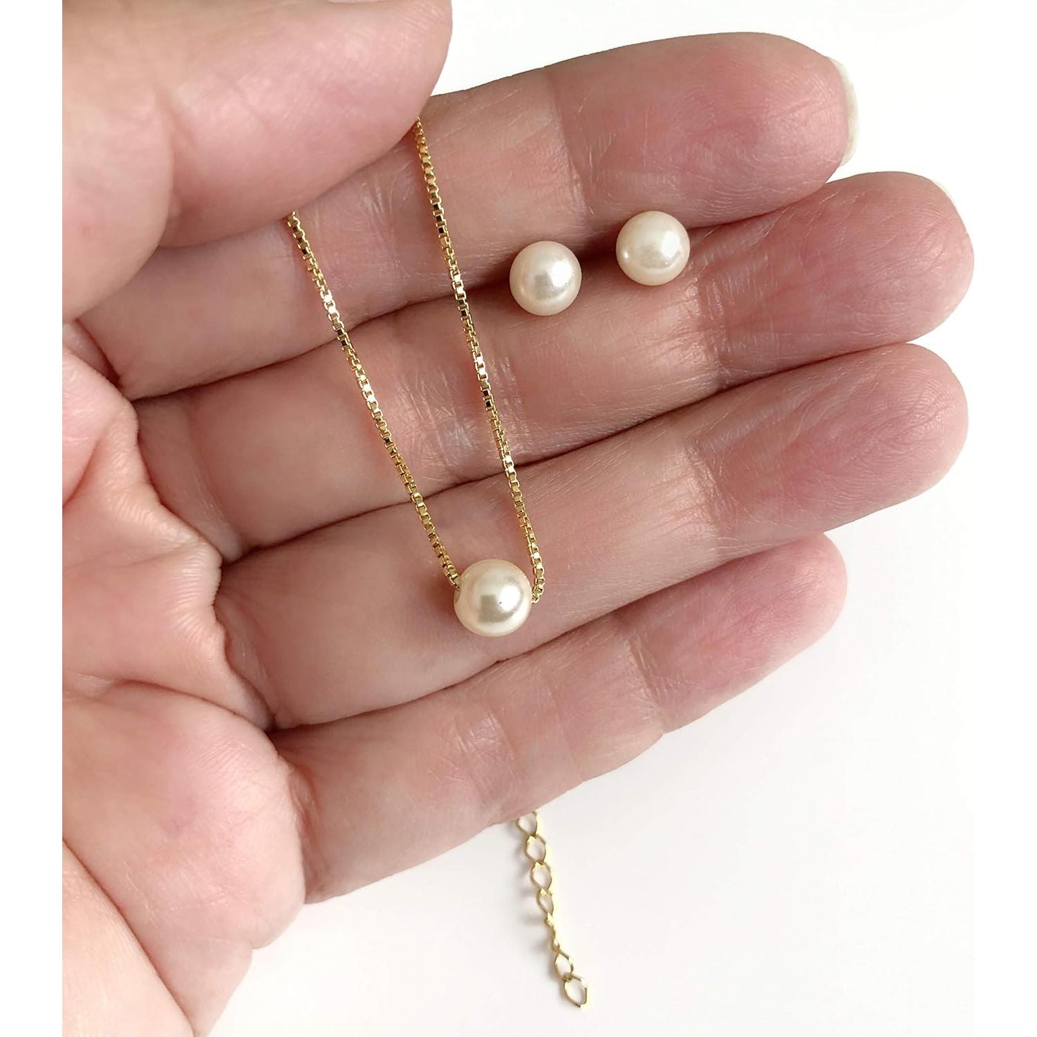 Conjunto Choker y Pendientes Perlas Simuladas Oro 18K