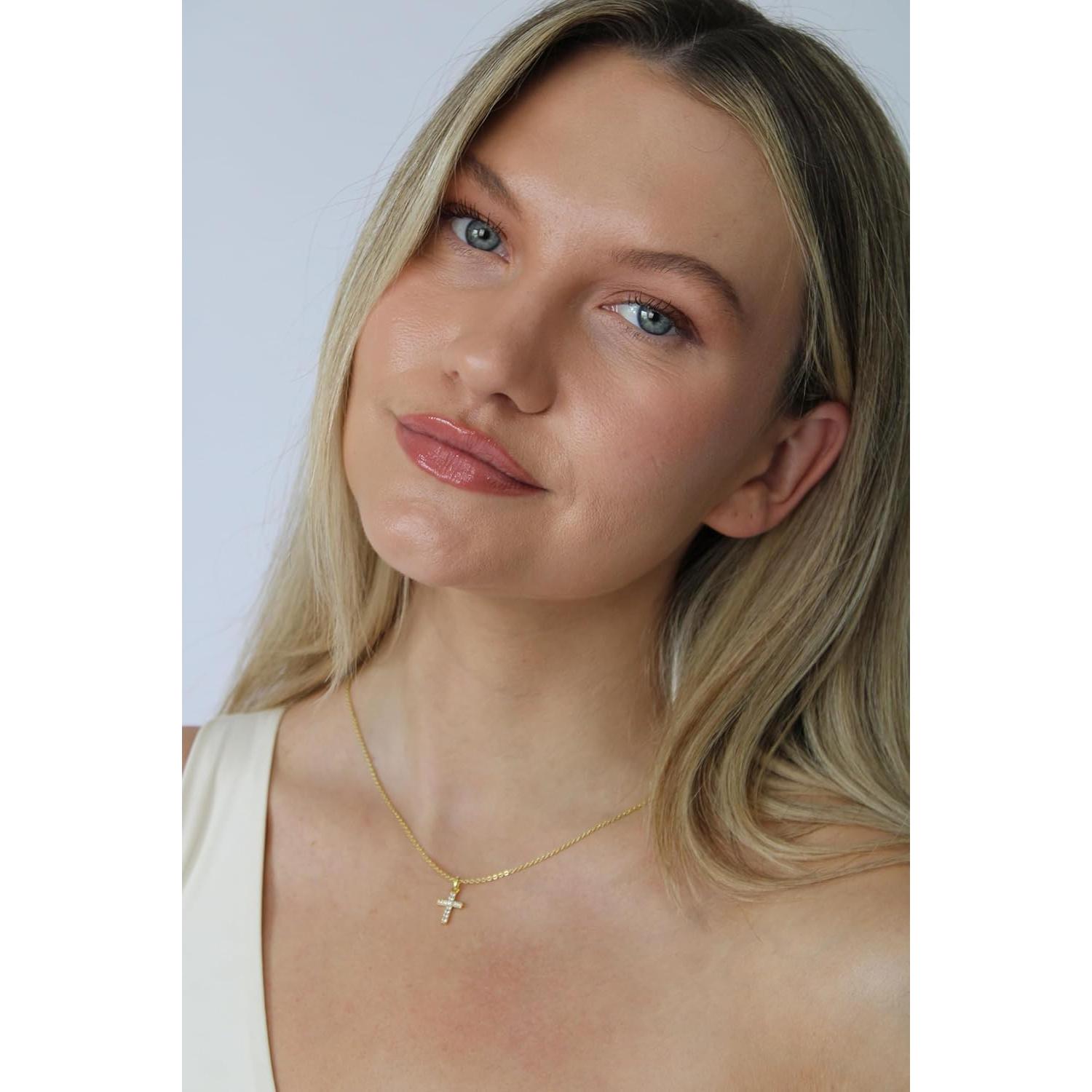 Collar minimalista con cruz chapado en oro 18K para mujeres
