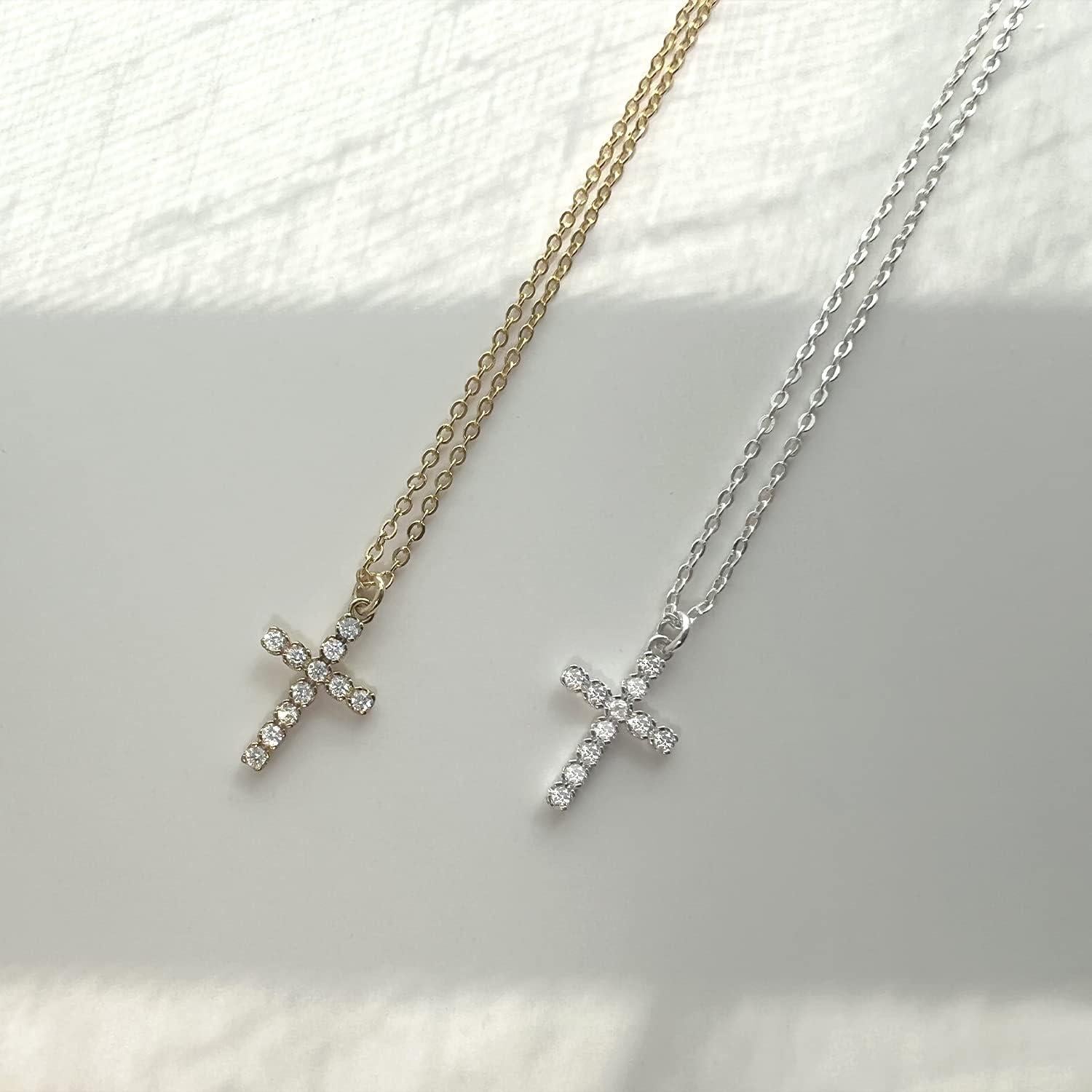 Collar de Cruz de Oro 18K para Mujeres - Joyería de Fe