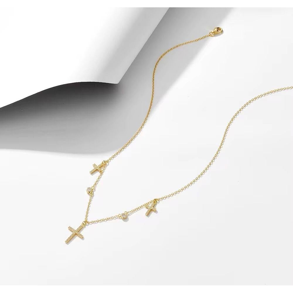 Collar Triple Cruz Minimalista Baño de Oro 18K Mujeres