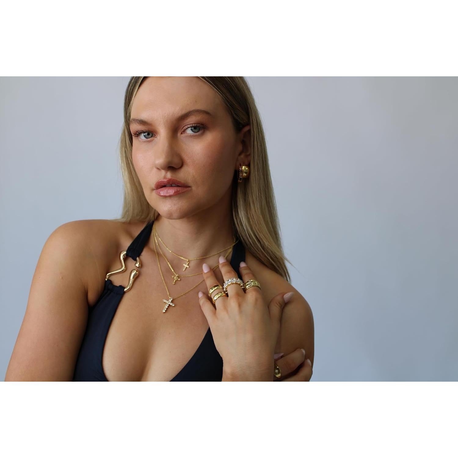 Collar Triple Cruz Minimalista Baño de Oro 18K Mujeres