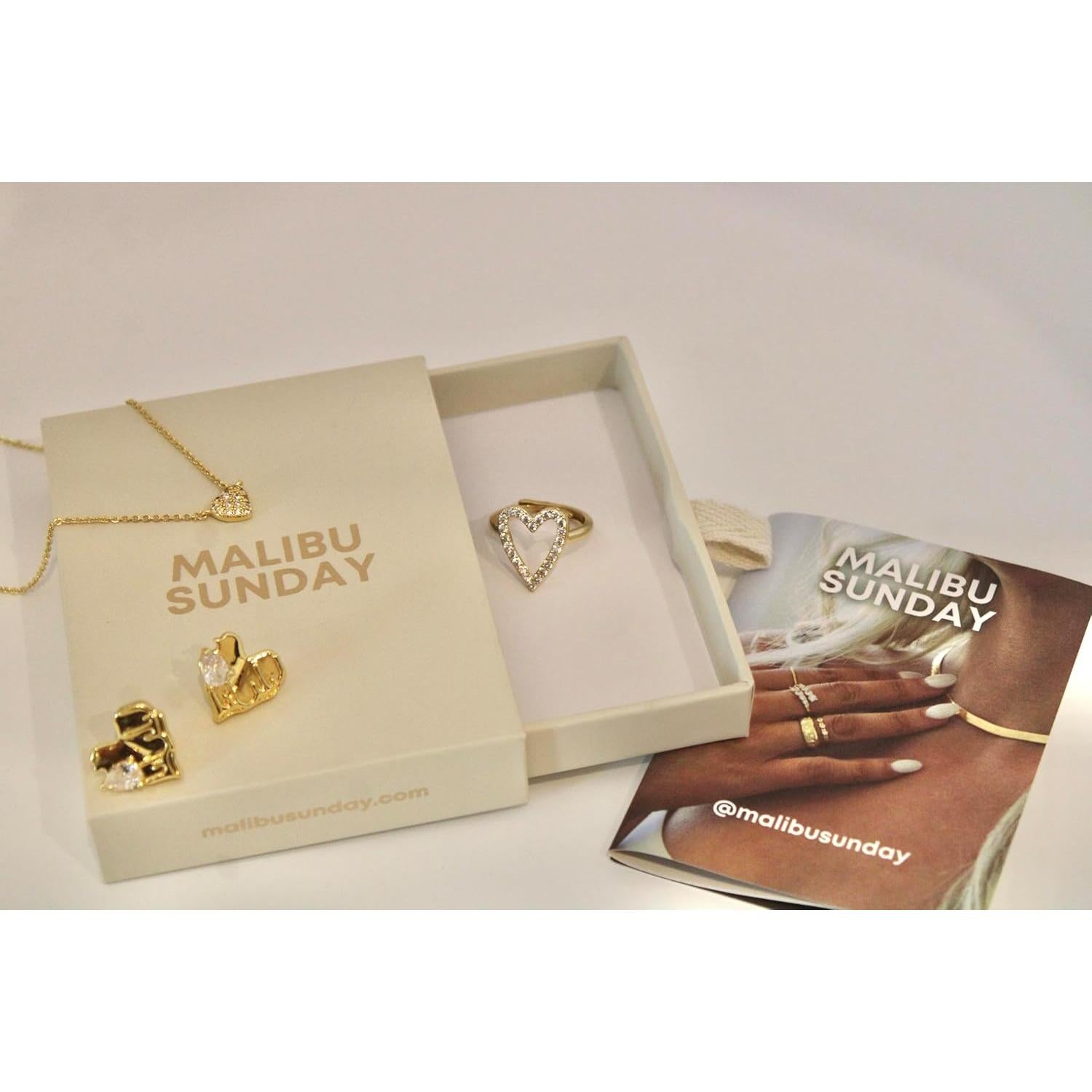 Collar Triple Cruz Minimalista Baño de Oro 18K Mujeres