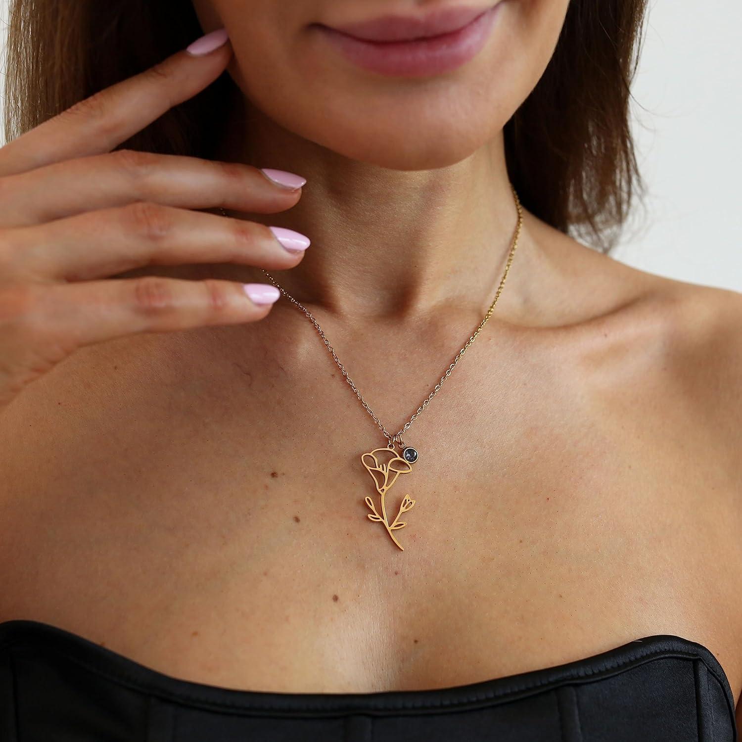 Collar de flor de nacimiento dorado 18K Foyjoey para mujeres