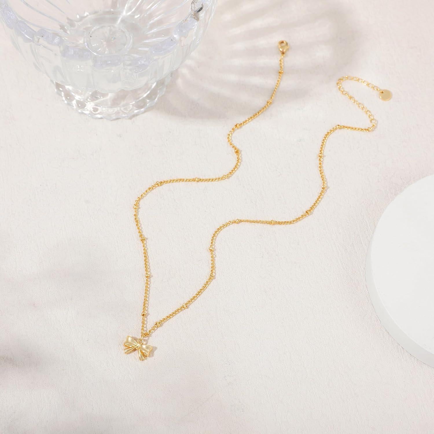 Collar choker dorado de arco 14K para mujeres - Joyería elegante