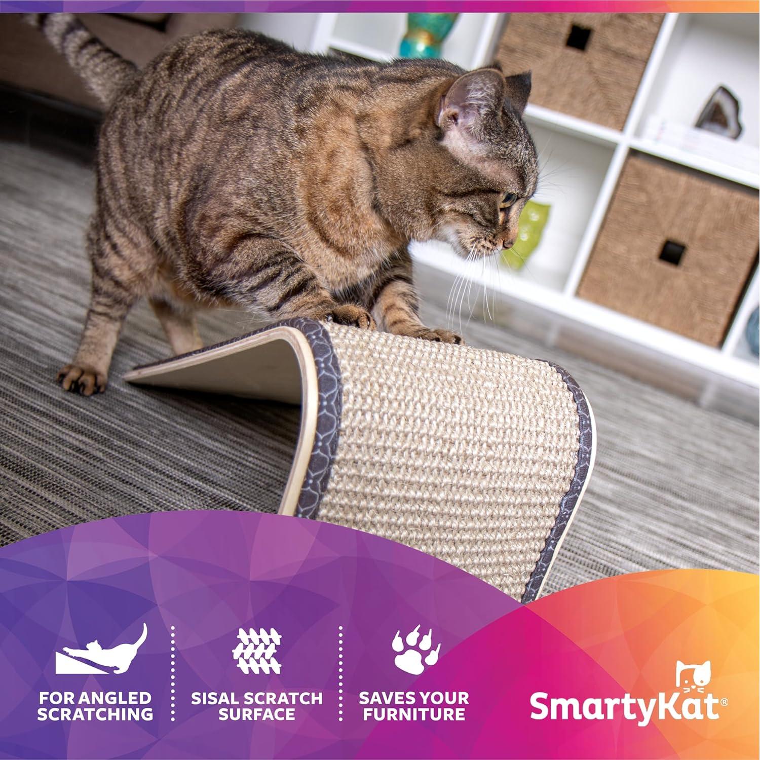 Rascador de Gato SmartyKat en Ángulo con Sisal y Madera