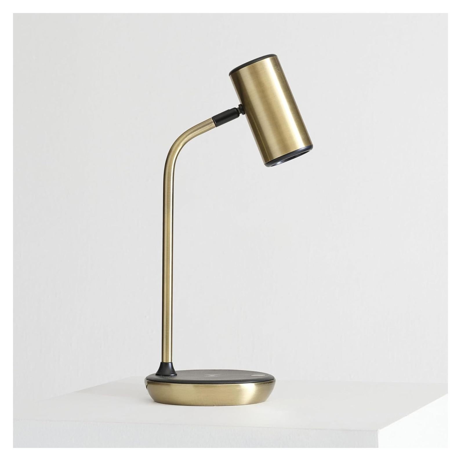 Lámpara de Escritorio Brightech Ezra - Carga Inalámbrica LED 10W