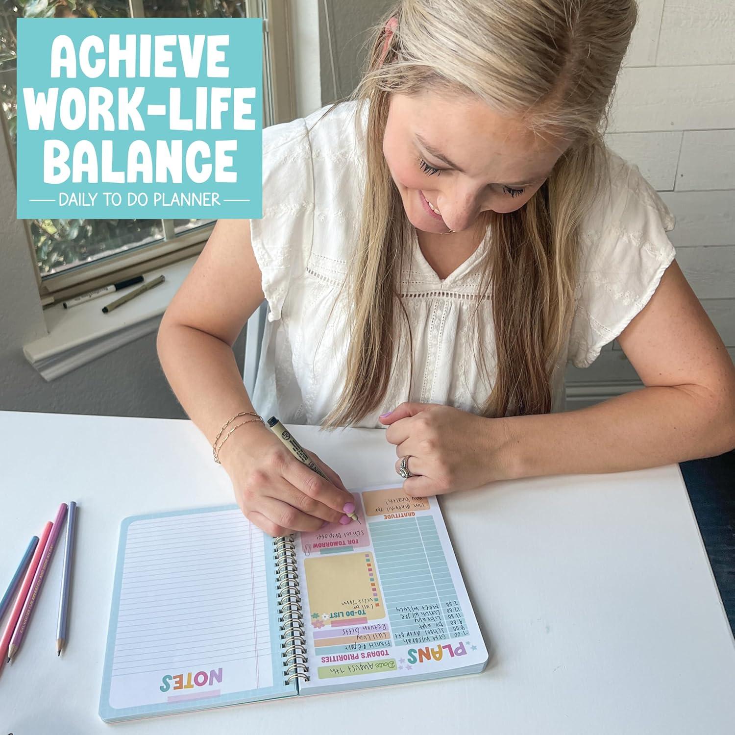 Planificador Diario Hadley Designs Rosa 2025-2026 14.7x21 cm