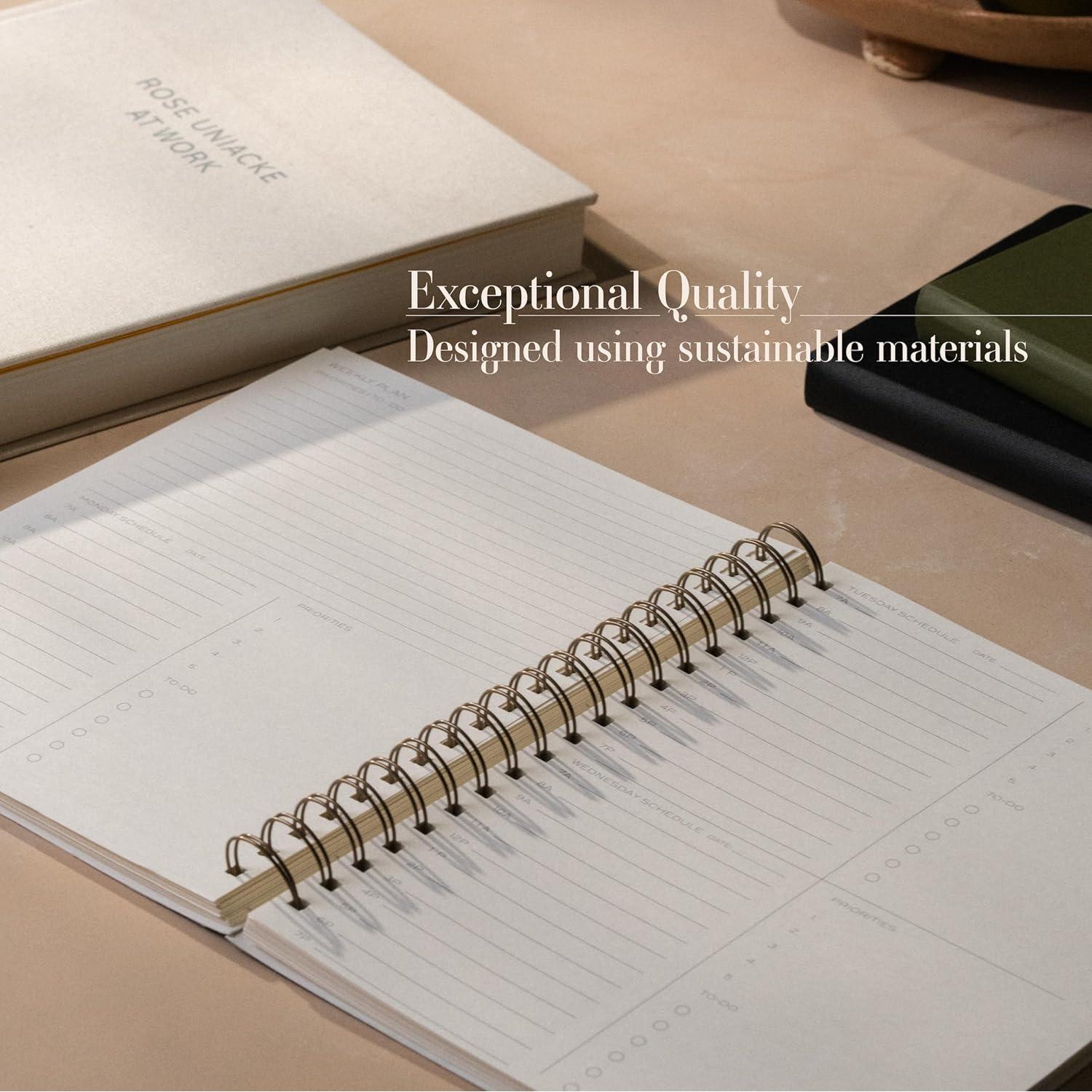 Planificador Anual Anecdote 2026 A4 Mostaza Espiral