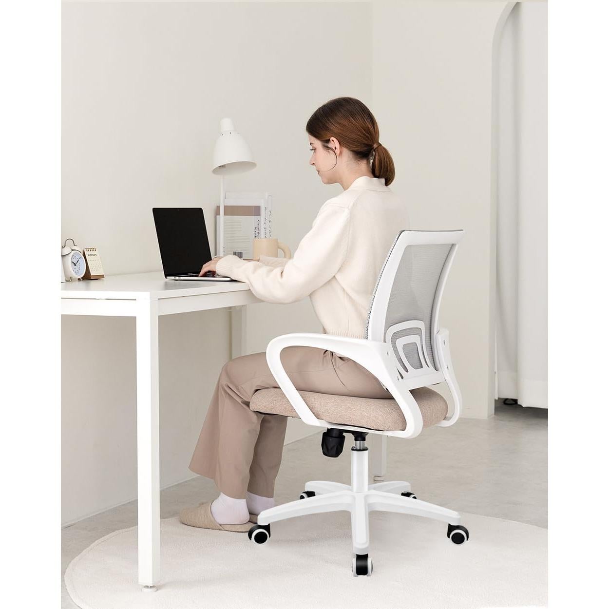 Silla de Oficina NEO Ergonómica de Malla Beige Ajustable