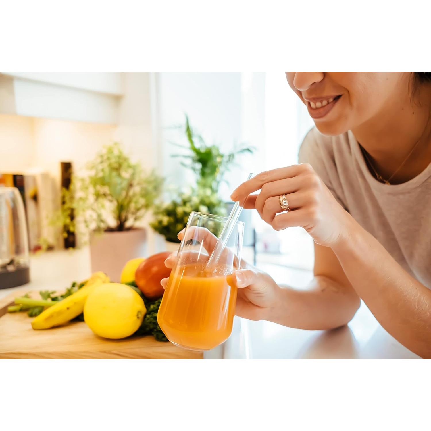 Vaso Popote de Vidrio Soma con Estuche de Silicona 20.3 cm