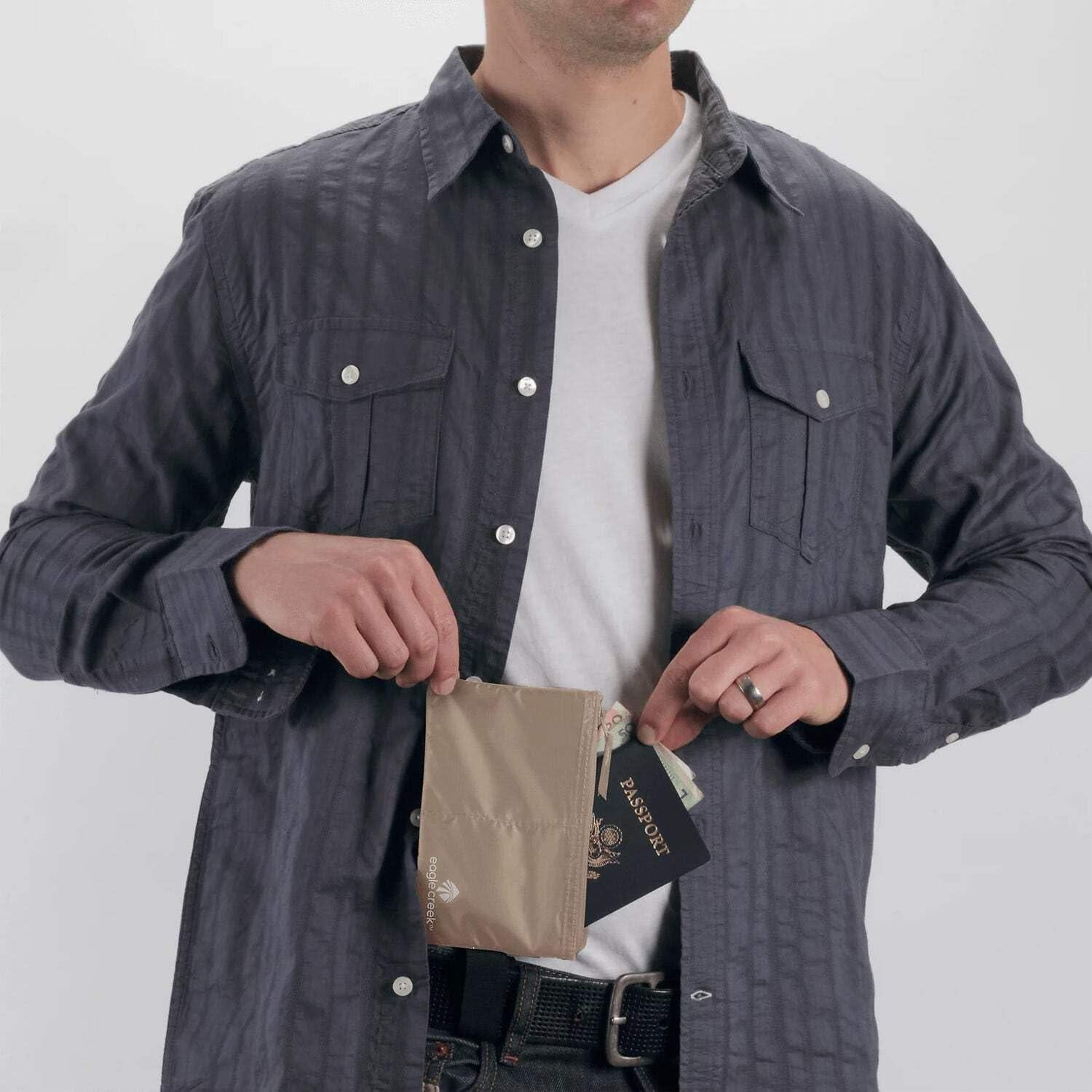 Pouch Oculto Eagle Creek Undercover Caqui 16.5x11.4cm