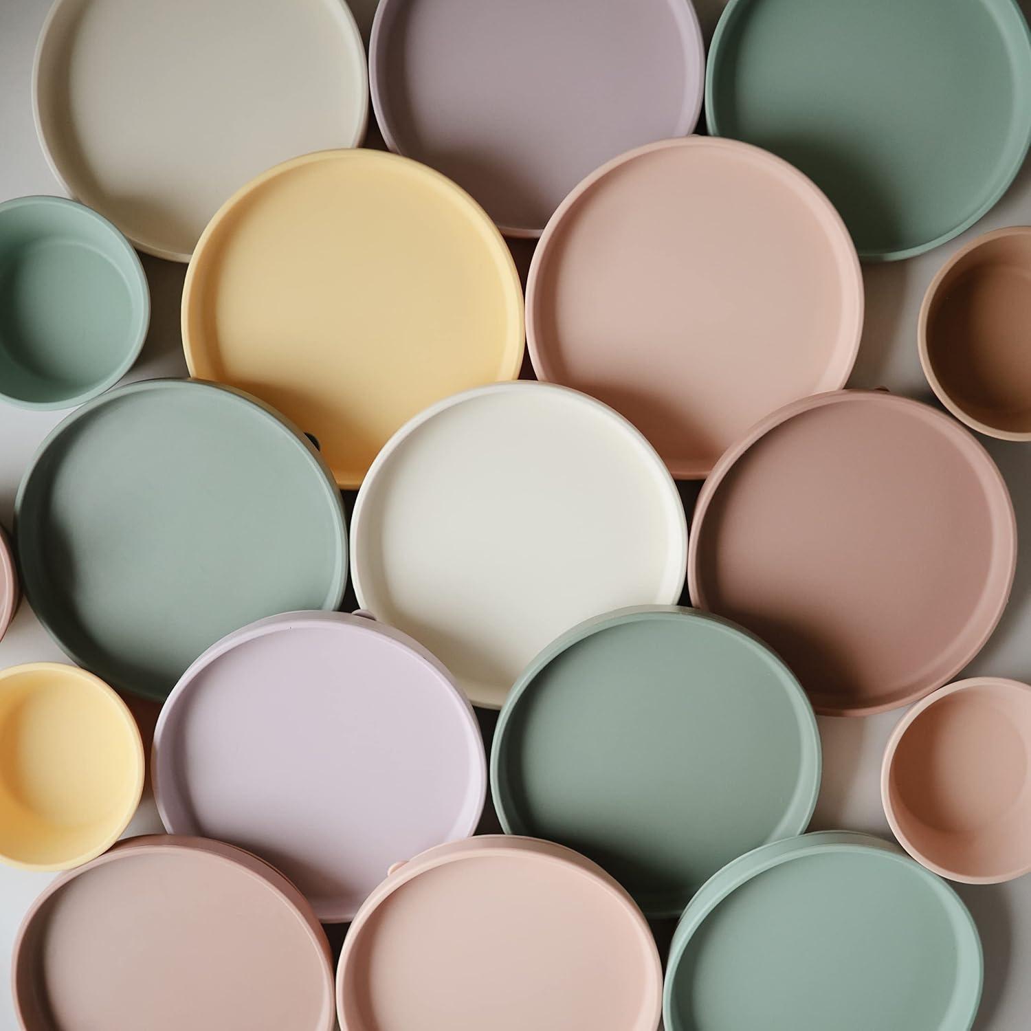 Plato de Succión de Silicona mushie Marfil 18.41 cm Antideslizante