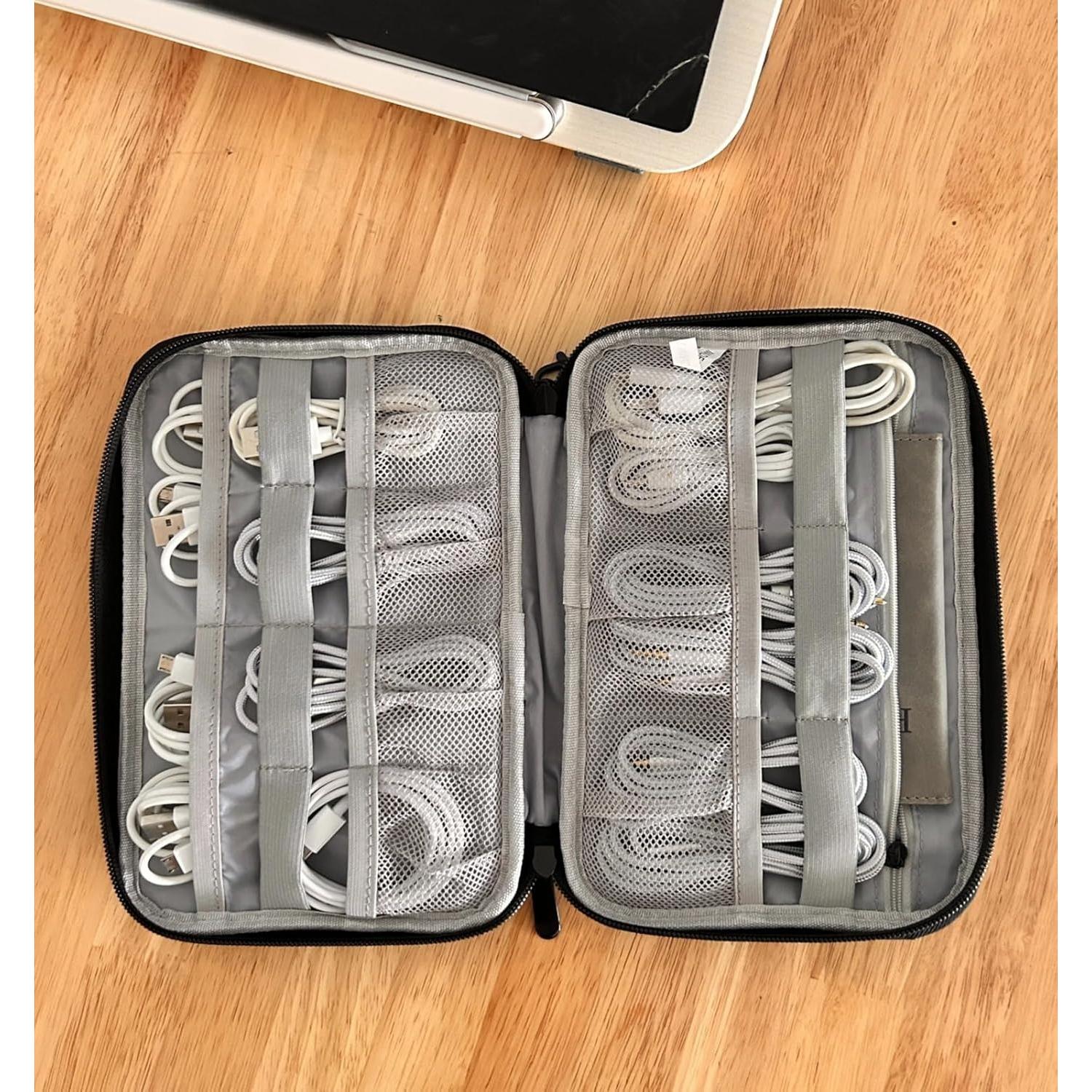 Estuche Organizador de Cables de Viaje Negro 25.4x17.8 cm