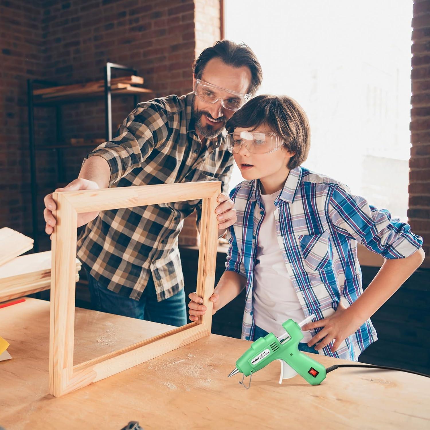 Pistola de Pegamento Caliente ROMECH 20W Verde + 30 Barras