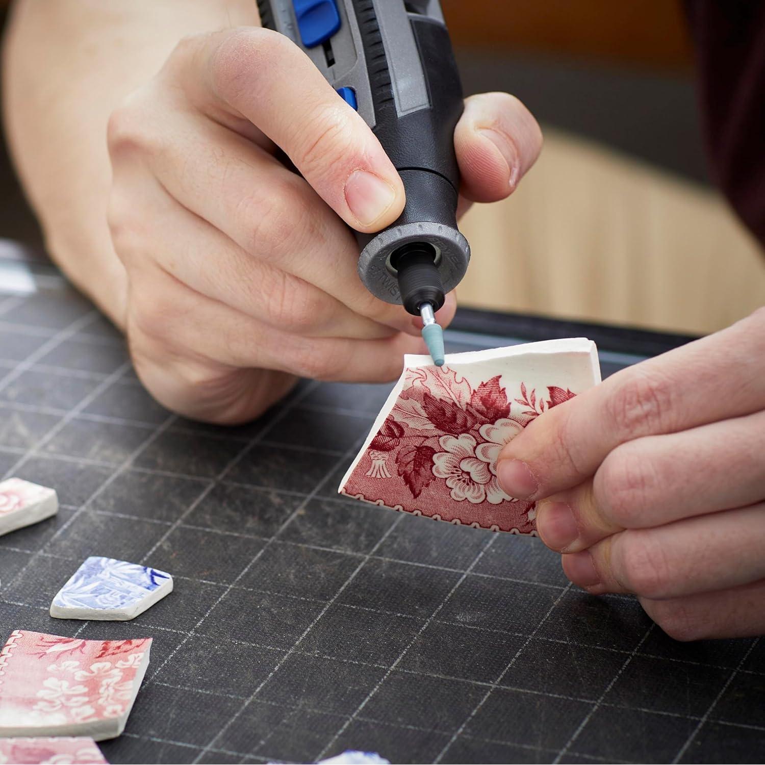 Kit de Accesorios Dremel 729-01 para Tallado y Grabado 11 Piezas