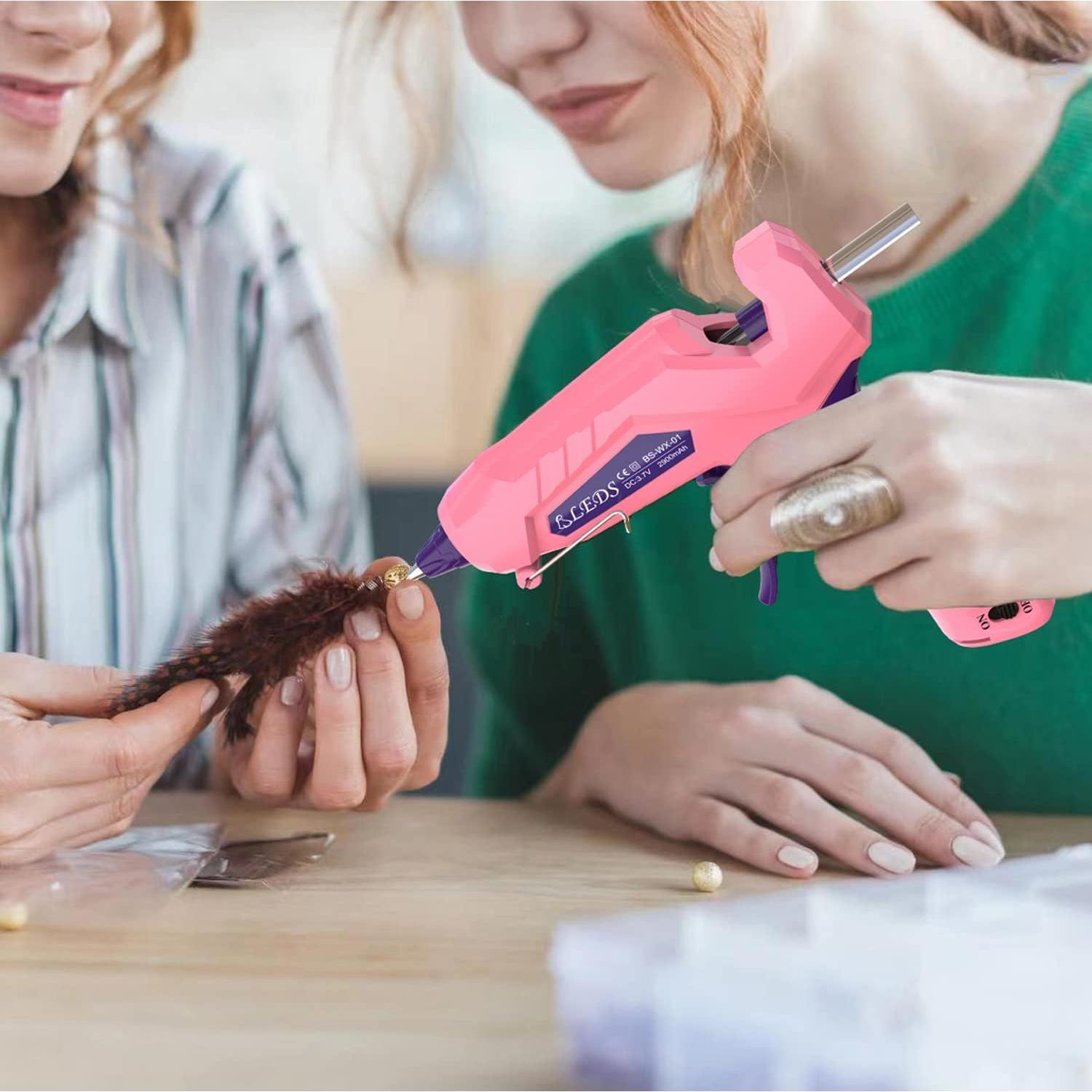 Pistola de Pegamento Inalámbrica BLEDS SD-824 con Estuche y 30 Barras