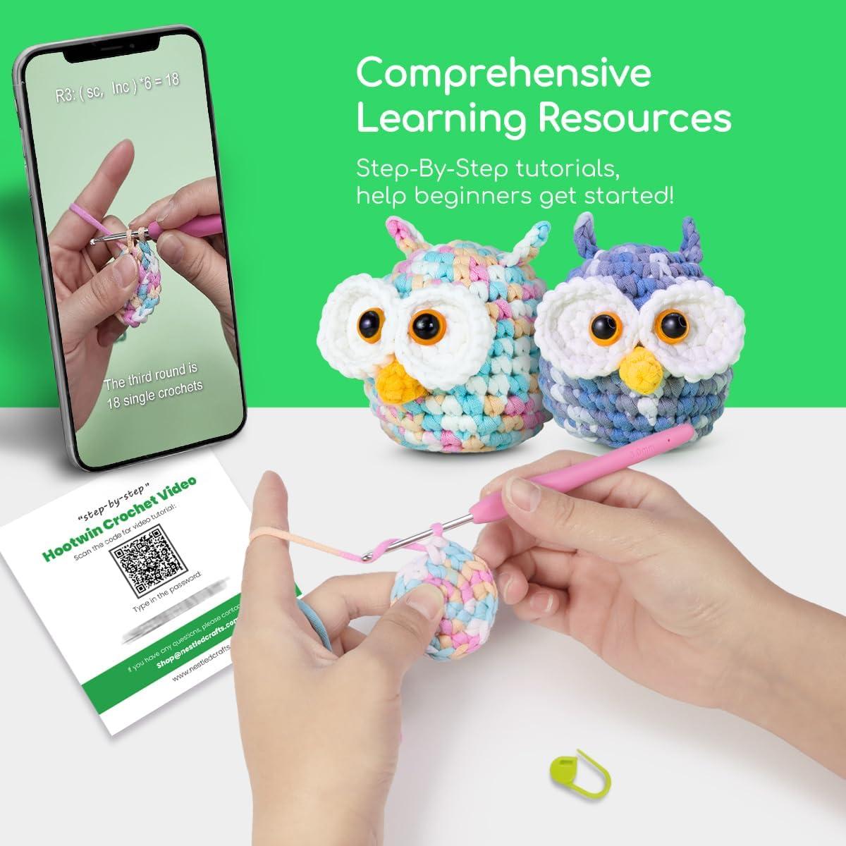 Kit de Crochet NestledCrafts Hootwin para Principiantes - 2 Búhos