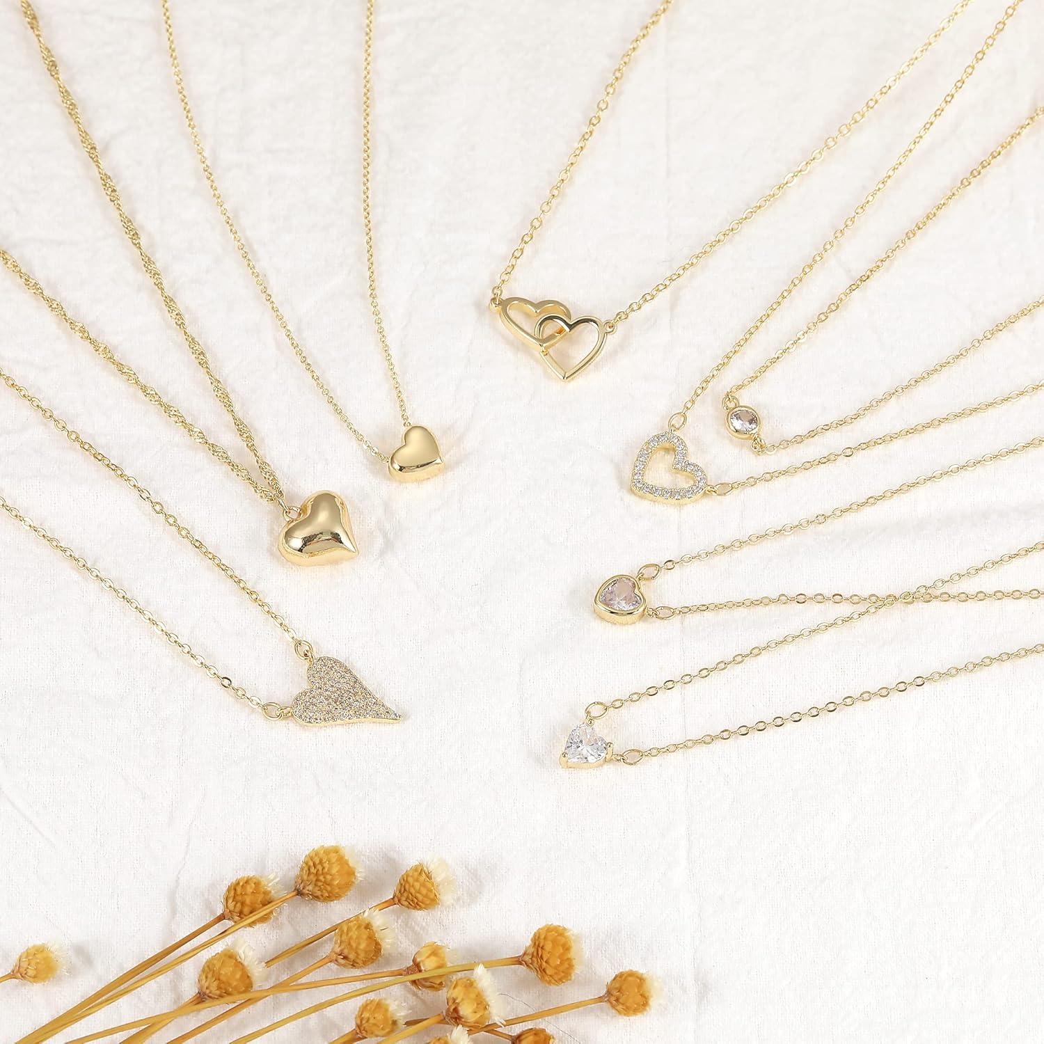 Freekiss Gold Pendant Necklace for Women, Dainty Diamond Necklaces for Women Simple 14K Gold Plated Paperclip Choker Necklaces Cute Minimalist Open Oval Necklaces Gold Jewelry for Women Gifts