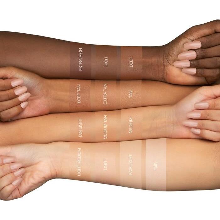 Polvo Compacto Difuminador HUDA BEAUTY GloWish 12 Rico 65g