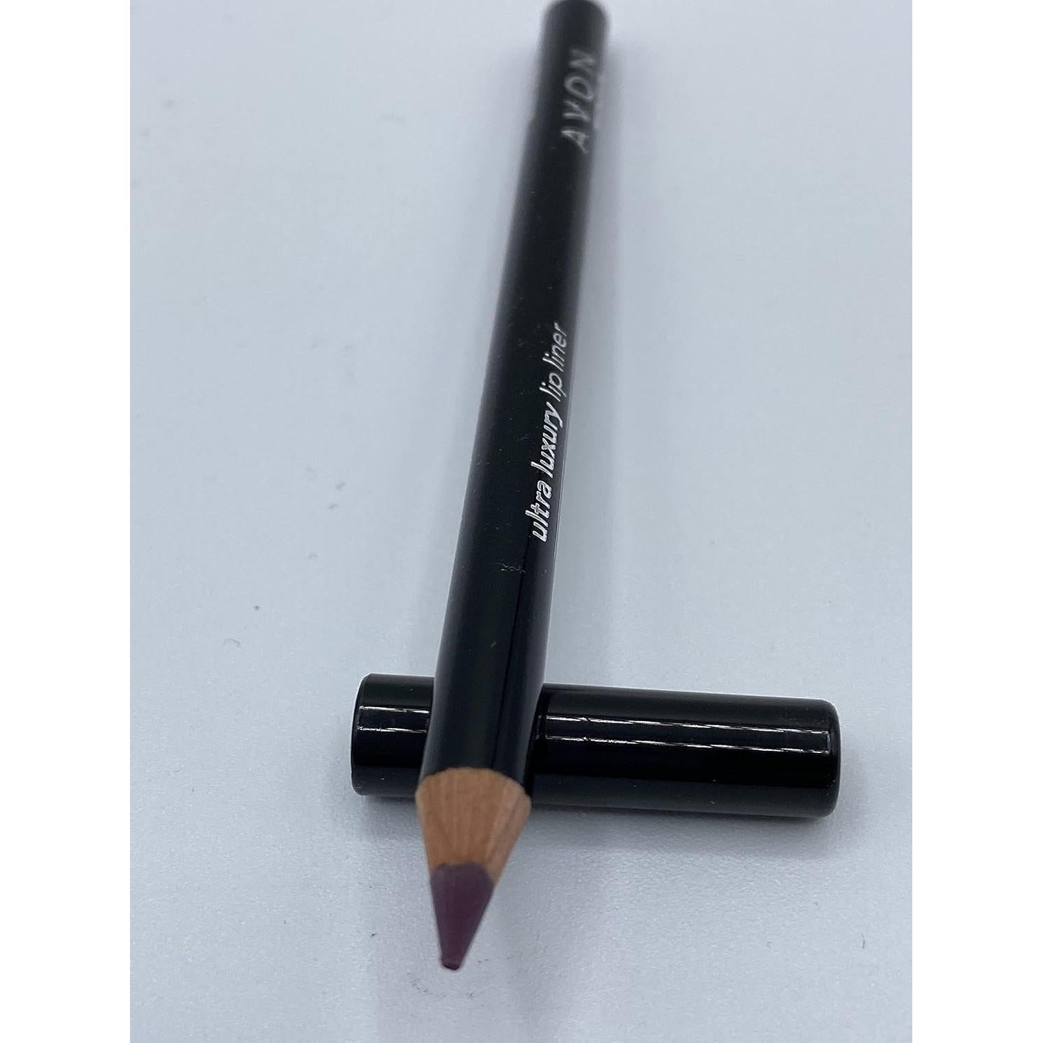 Lápiz Labial Ultra Lujo Avon Ciruela Profunda 1.13g