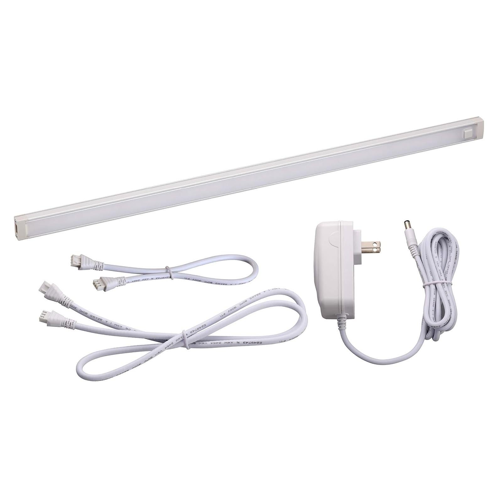 Luz LED Regulable BLACK+DECKER 18" con Sensor y Magnética