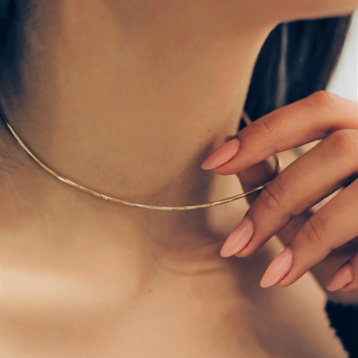 Collar Choker DEARMAY Oro 14K Espina de Pescado 35.56 cm