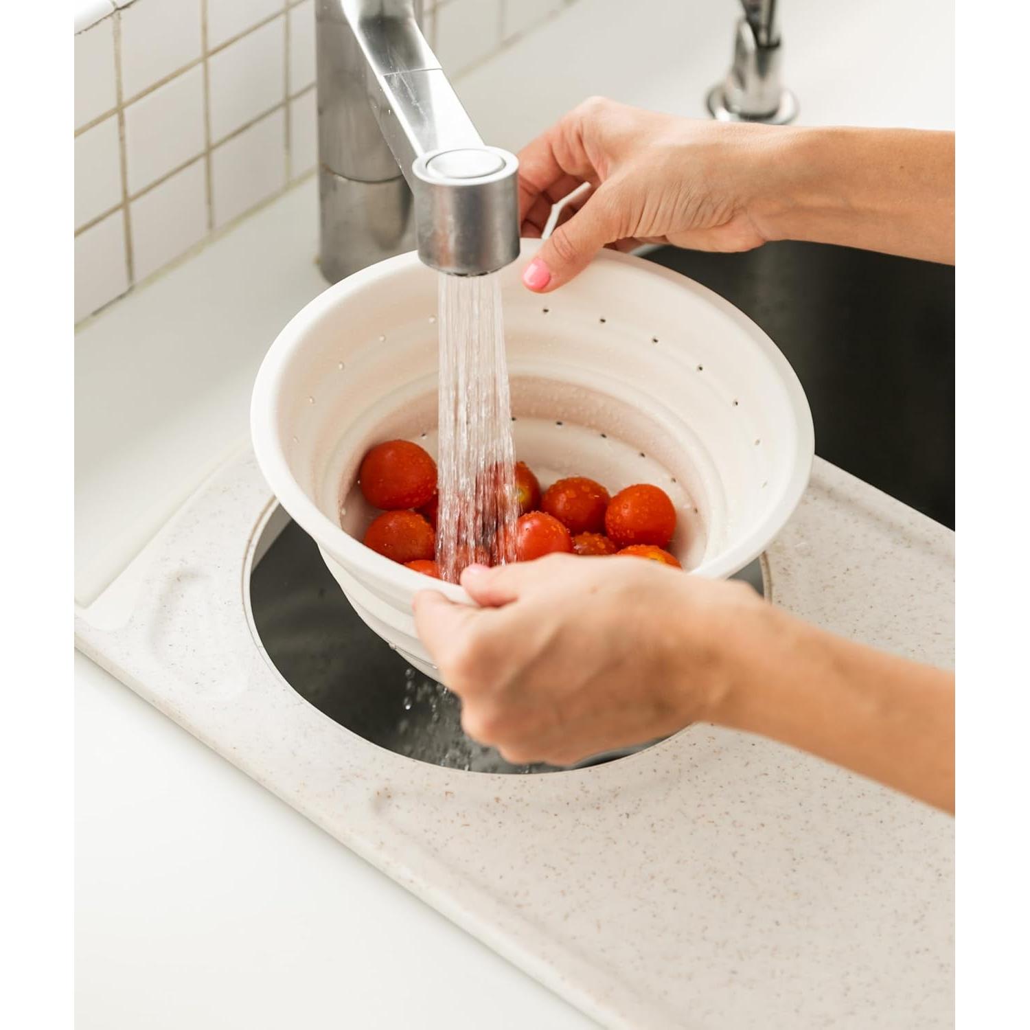 Tablero de Corte Dexas con Colador Plegable 50.8x29.2cm Crema