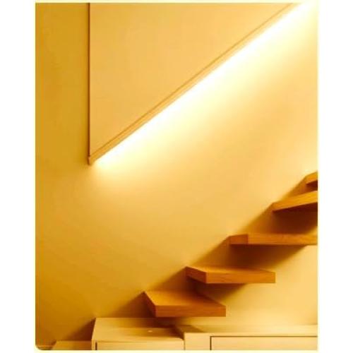 Tira LED regulable RadiantFlux 15.24m 900 LEDs blanco cálido