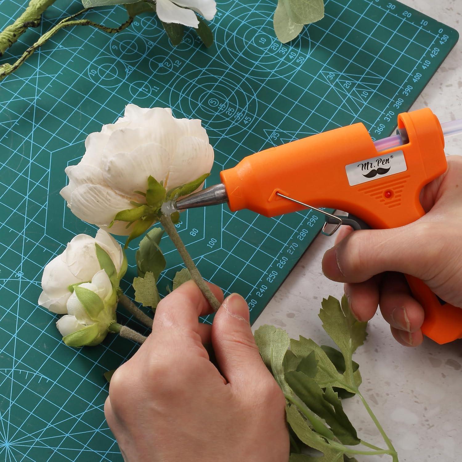 Pistola de Pegamento Caliente Mr. Pen 20W con 10 Palitos 10.16cm