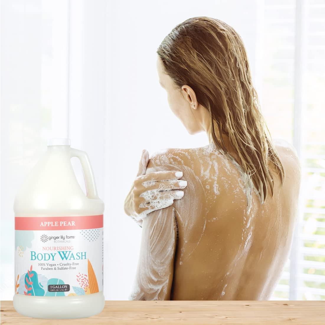 Jabón Corporal Nutritivo Ginger Lily Farms 1 Galón Manzana Pera