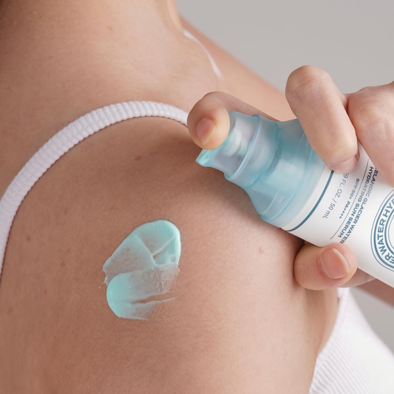 Suero Solar Mysthetic SPF 50+ - Hidratante con Centella 49.8 ML